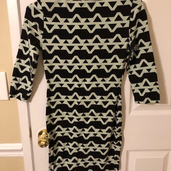 Patterned dress - Picture 3 of 3